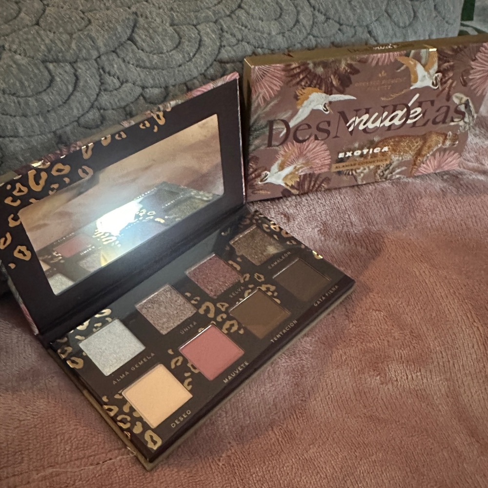 NIB Alamar Cosmetics DesNUDEas Exotica Pressed Pigment Eyeshadow Palette